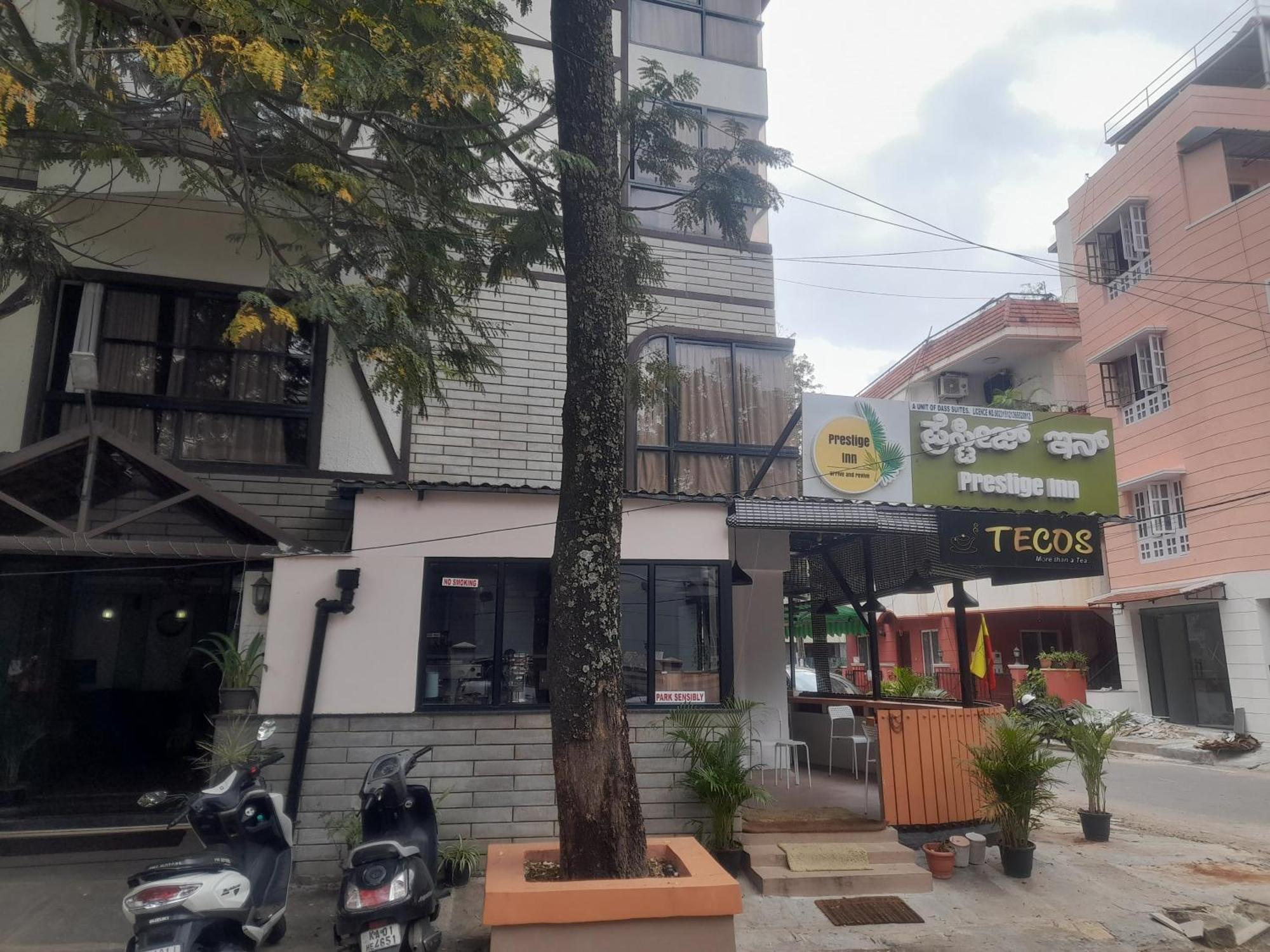 Hotel Prestige Inn 班加罗尔 外观 照片