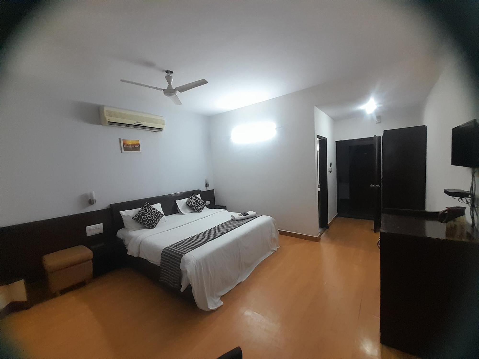 Hotel Prestige Inn 班加罗尔 外观 照片
