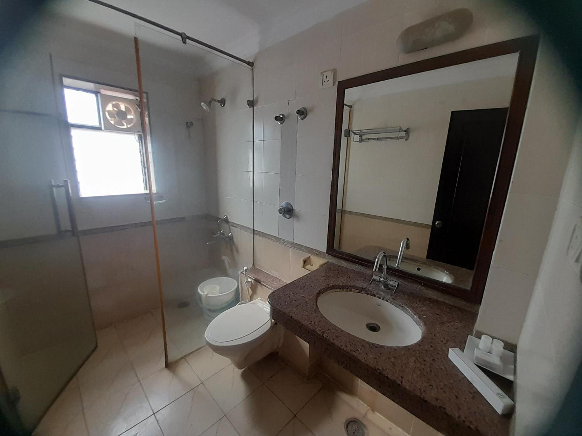 Hotel Prestige Inn 班加罗尔 外观 照片